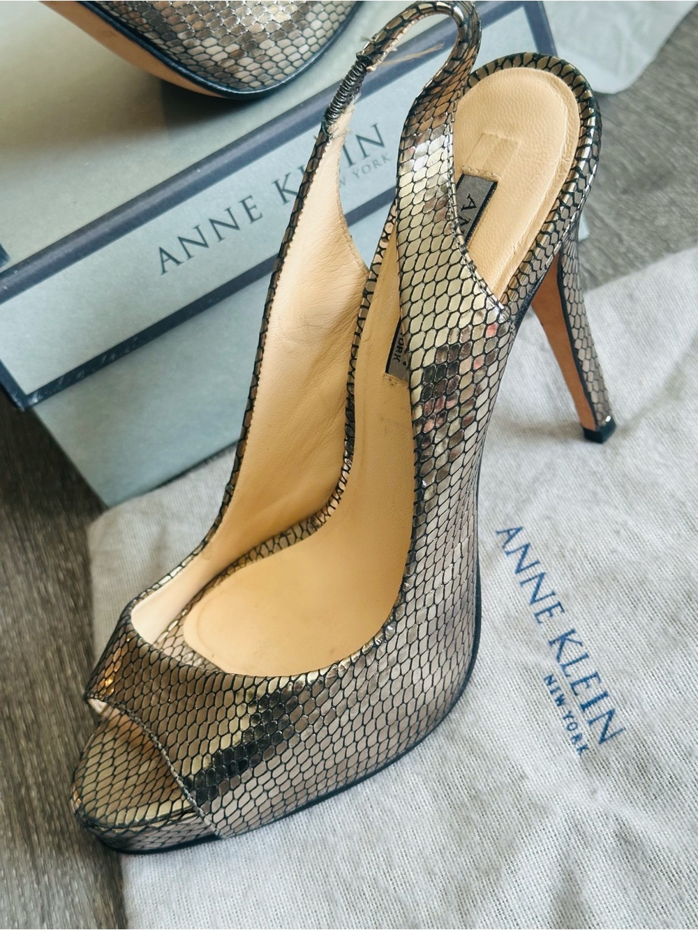 Anne Klein Gun Metal Metallic Reptile Print Sling Back Heels w/ Dust Bag & Box
